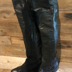 Pour La Victoire Black Over Knee Boots